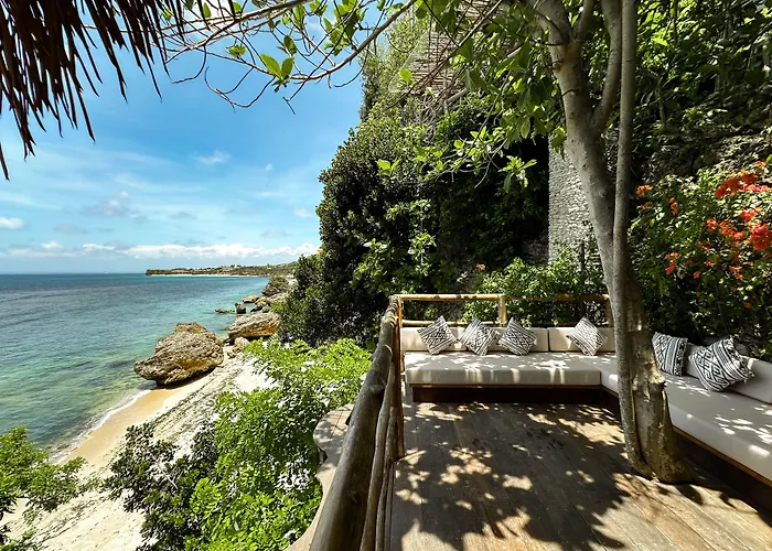 The Korowai Uluwatu (Bali)